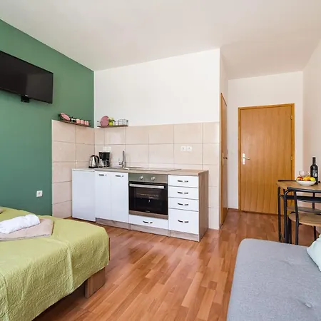 And Apartamento Zadar